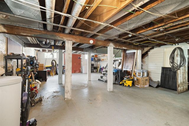637 Fairview Avenue, Grand Rapids, MI 49503