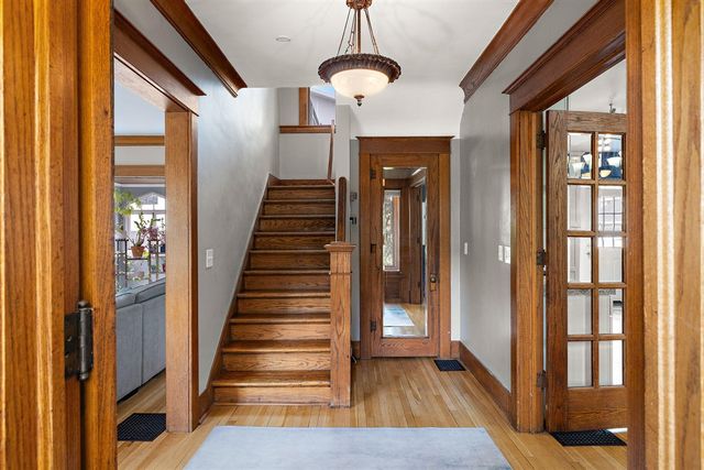 637 Fairview Avenue, Grand Rapids, MI 49503
