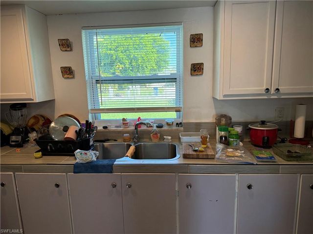 11401-403 Char Ann DR # 403, Fort Myers, FL 33908