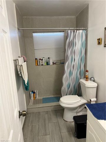 11401-403 Char Ann DR # 403, Fort Myers, FL 33908