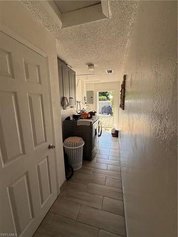 11401-403 Char Ann DR # 403, Fort Myers, FL 33908