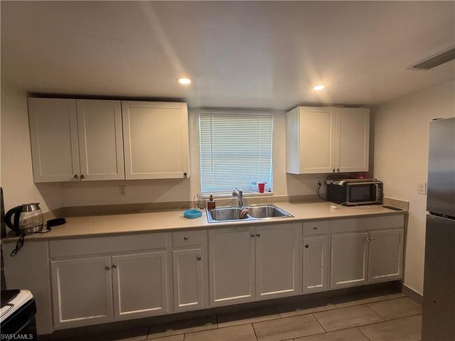 11401-403 Char Ann DR # 403, Fort Myers, FL 33908