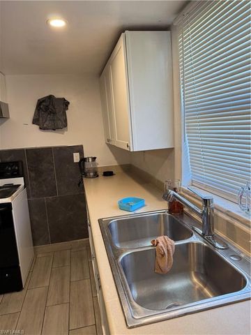 11401-403 Char Ann DR # 403, Fort Myers, FL 33908