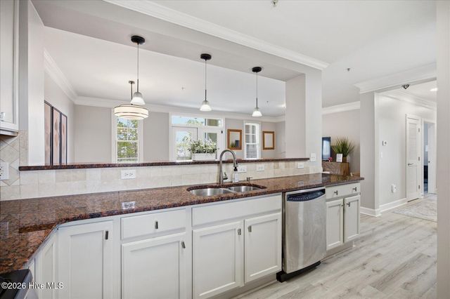 550 Grande Manor Court 205, Wilmington, NC 28405