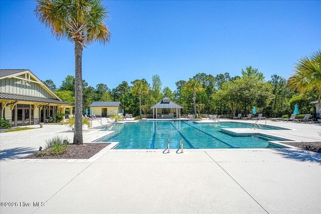 550 Grande Manor Court 205, Wilmington, NC 28405