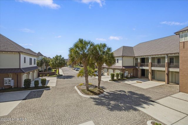 550 Grande Manor Court 205, Wilmington, NC 28405