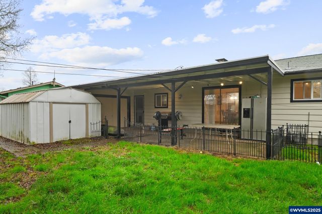 2617 Fulton St SE St, Albany, OR 97322