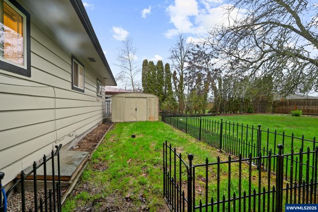 2617 Fulton St SE St, Albany, OR 97322