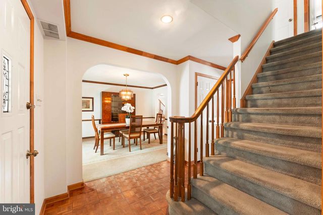 98 VERMEER DR, Holland, PA 18966