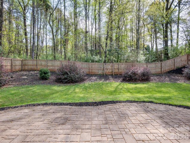 6520 McIlwaine Road, Huntersville, NC 28078