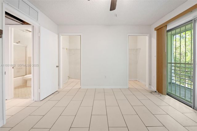 20310 NE 2nd Ave 24, Miami Gardens, FL 33179