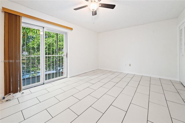 20310 NE 2nd Ave 24, Miami Gardens, FL 33179