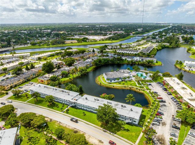 20310 NE 2nd Ave 24, Miami Gardens, FL 33179