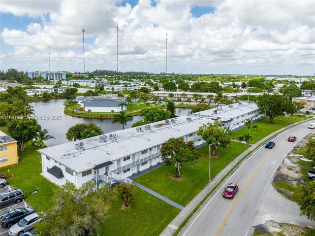 20310 NE 2nd Ave 24, Miami Gardens, FL 33179