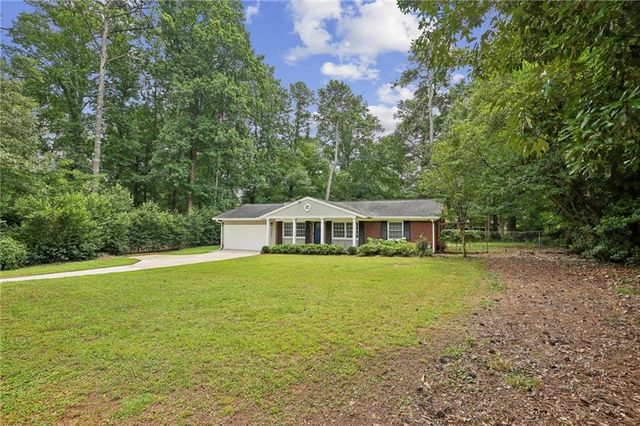 4045 Cimarron Drive, Clarkston, GA 30021