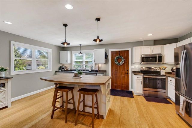 325 Heidi Court, New Glarus, WI 53574