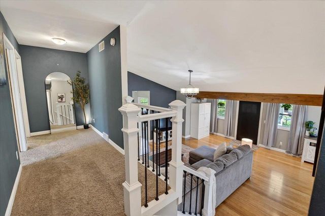325 Heidi Court, New Glarus, WI 53574
