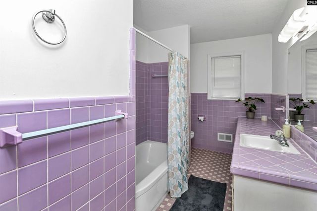 911 Fairwood Drive, Columbia, SC 29209