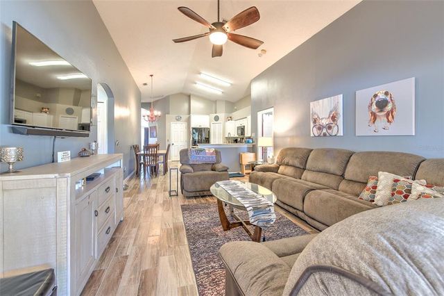 1624 MAXIMILIAN DRIVE, Wesley Chapel, FL 33543