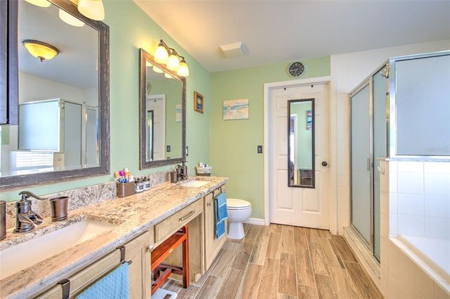 1624 MAXIMILIAN DRIVE, Wesley Chapel, FL 33543