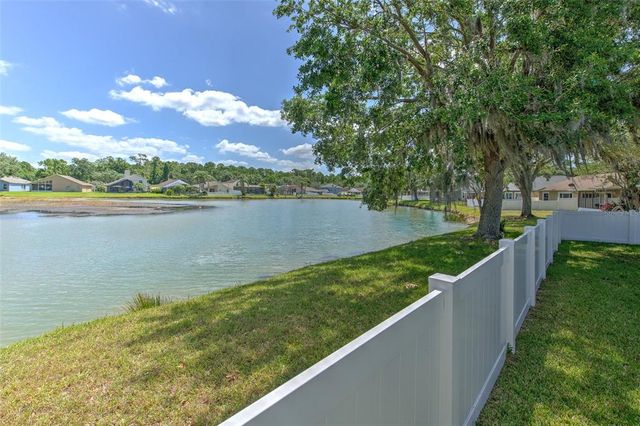 1624 MAXIMILIAN DRIVE, Wesley Chapel, FL 33543