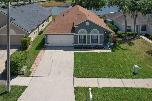 1624 MAXIMILIAN DRIVE, Wesley Chapel, FL 33543