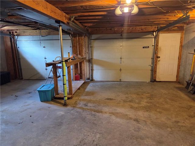 1404 SW 100th Road, Holden, MO 64040
