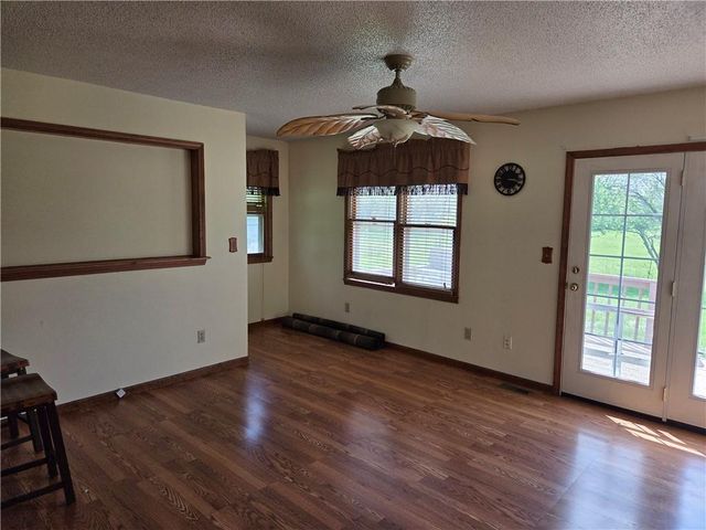1404 SW 100th Road, Holden, MO 64040