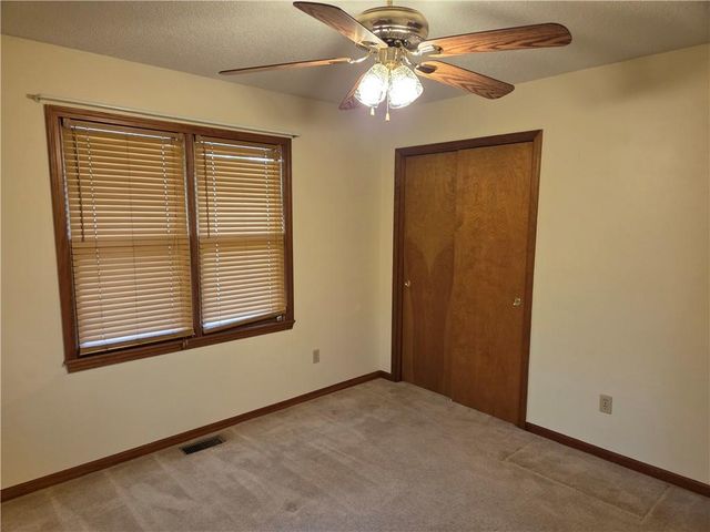 1404 SW 100th Road, Holden, MO 64040