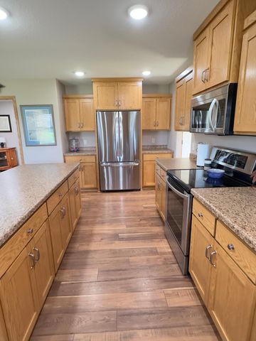 800 Wollak Way, Sauk Rapids, MN 56379