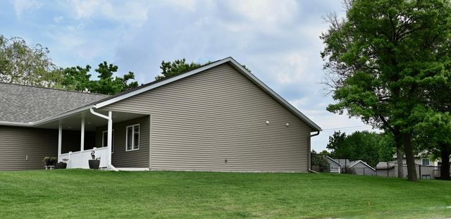 800 Wollak Way, Sauk Rapids, MN 56379