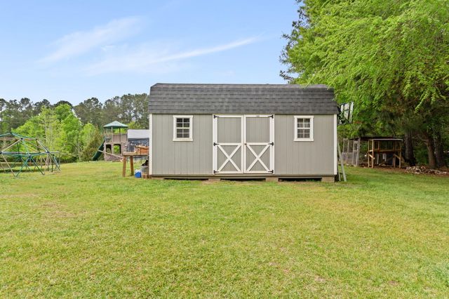 843 U.S. 25, Edgefield, SC 29824