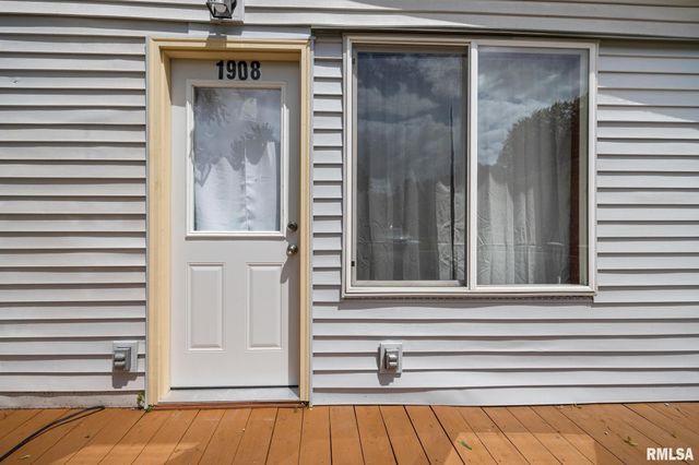 1908 AMERICAN Street, Pekin, IL 61554