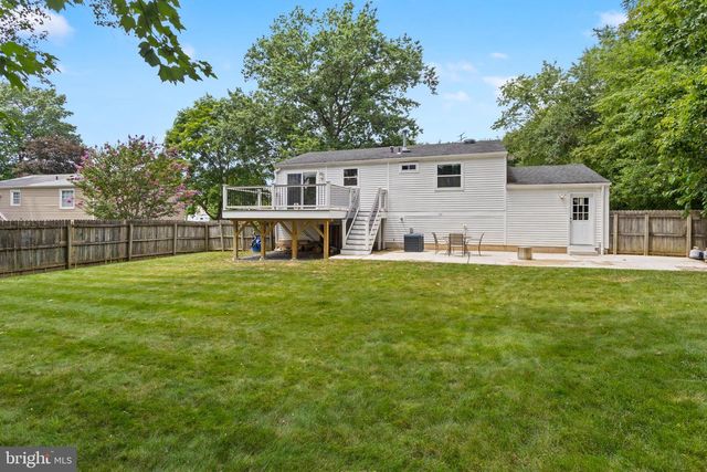 15 SALZANO DR, Hamilton, NJ 08690
