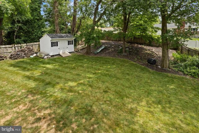 15 SALZANO DR, Hamilton, NJ 08690