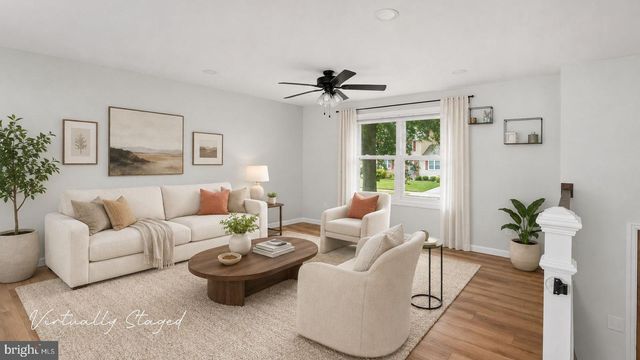 15 SALZANO DR, Hamilton, NJ 08690
