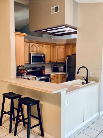 525 RAPID FALLS DRIVE, Brandon, FL 33511