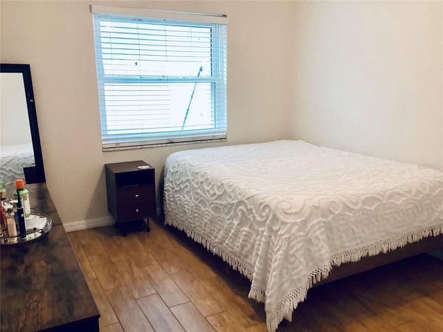 525 RAPID FALLS DRIVE, Brandon, FL 33511