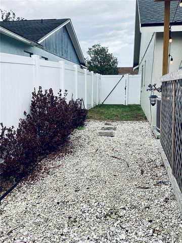 525 RAPID FALLS DRIVE, Brandon, FL 33511