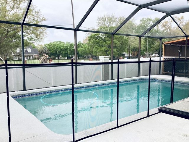 525 RAPID FALLS DRIVE, Brandon, FL 33511