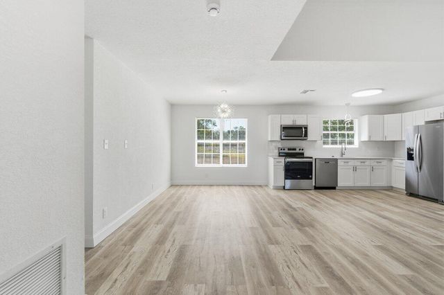 16246 E Cornwall Drive, The Acreage, FL 33470