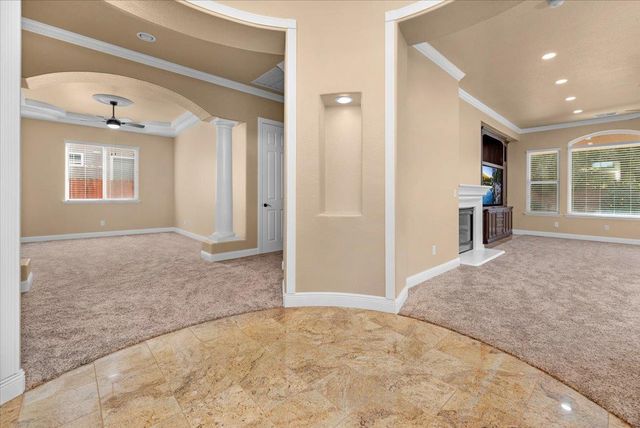 2825 E Quincy Avenue, Fresno, CA 93720