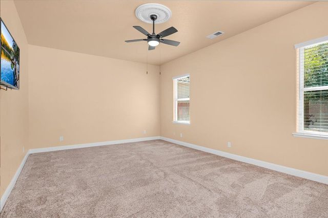 2825 E Quincy Avenue, Fresno, CA 93720