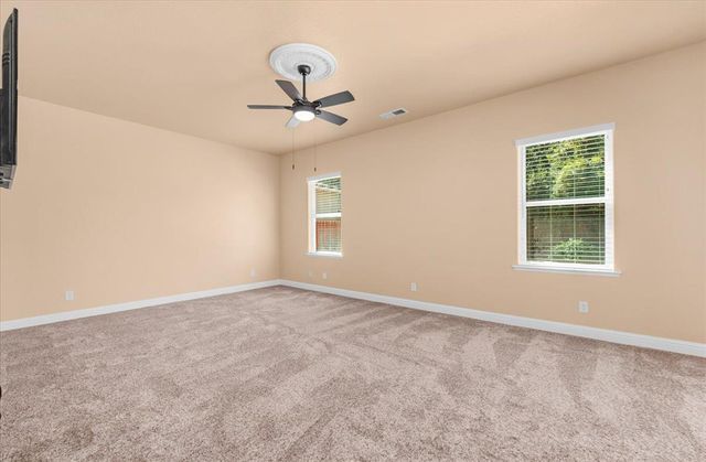 2825 E Quincy Avenue, Fresno, CA 93720