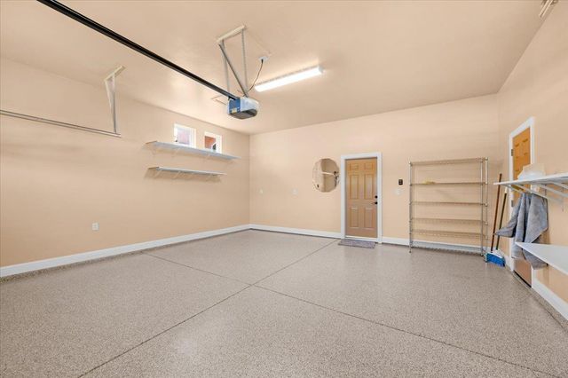 2825 E Quincy Avenue, Fresno, CA 93720