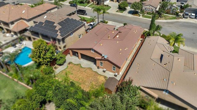 2825 E Quincy Avenue, Fresno, CA 93720