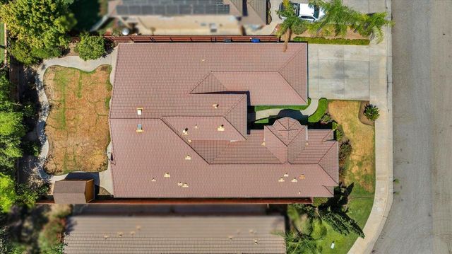 2825 E Quincy Avenue, Fresno, CA 93720