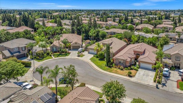 2825 E Quincy Avenue, Fresno, CA 93720