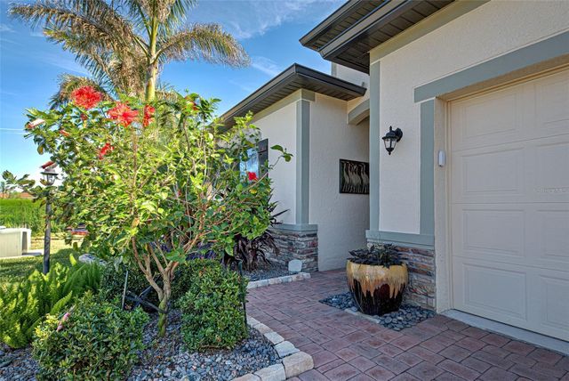 2108 LA PALMA AVENUE, Port Charlotte, FL 33953