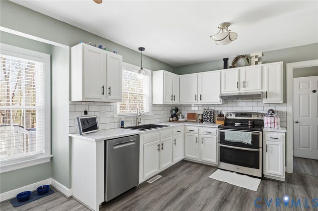 2016 Ridge Stone Ct, Henrico, VA 23238